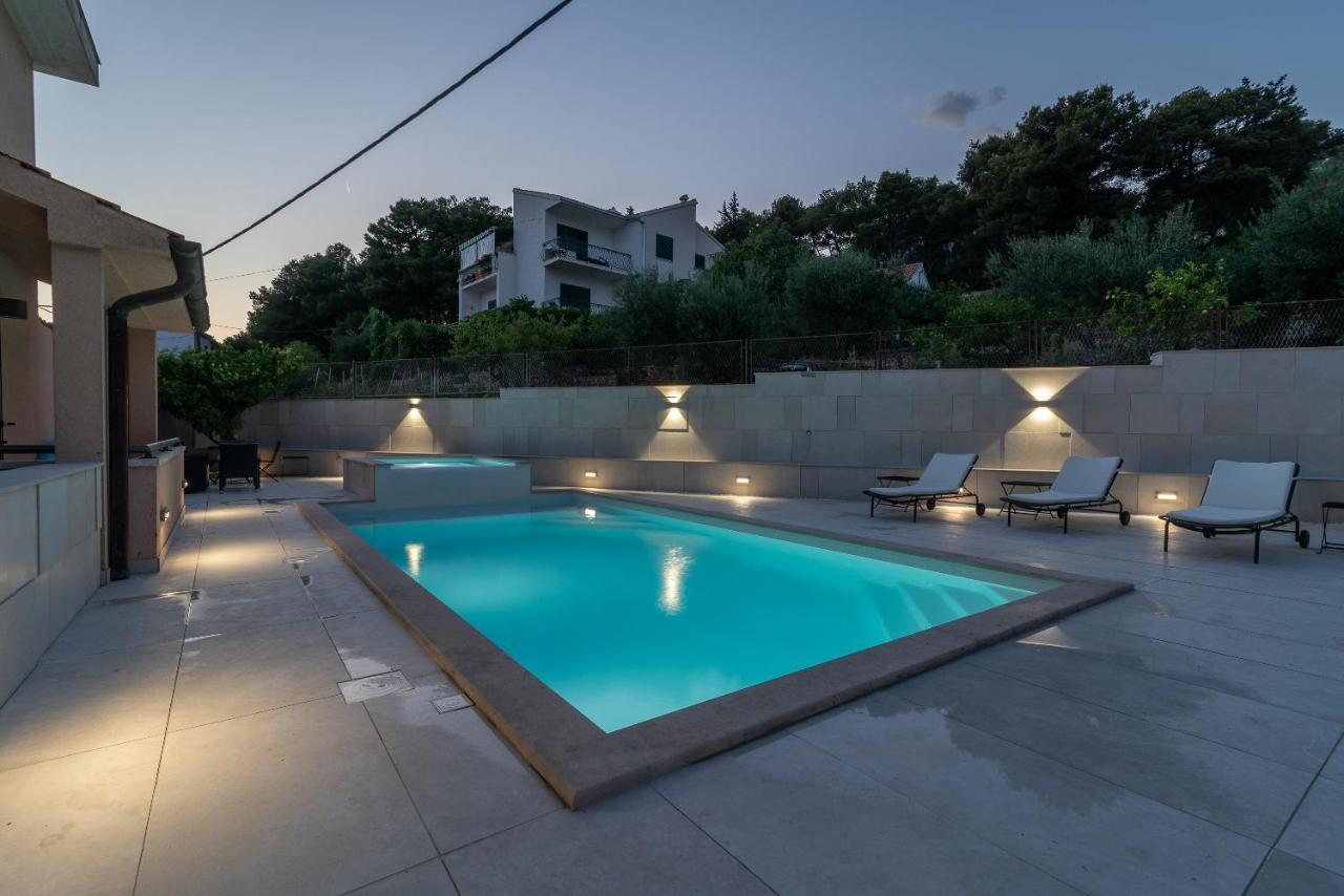 Villa Lavandula With Heated Swimming Pool Trogir Exterior foto